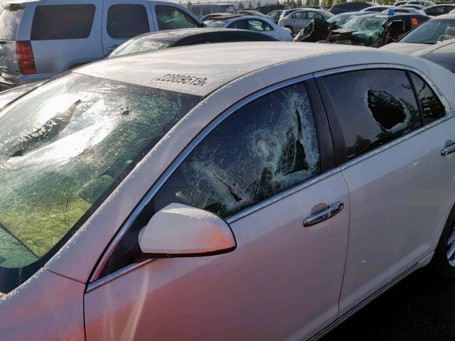 1G1ZE5E77BF151874 - 2011 CHEVROLET MALIBU LTZ თეთრი ფოტო 9