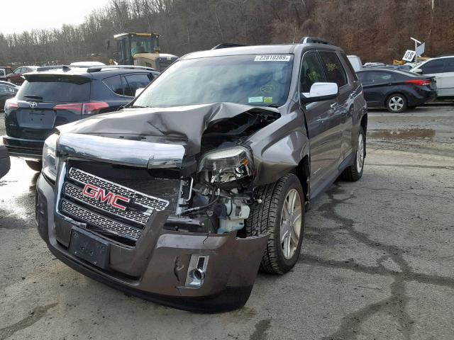 2CTFLJEW9A6318796 - 2010 GMC TERRAIN SL BROWN photo 2