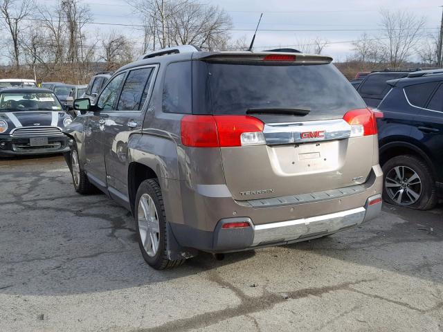 2CTFLJEW9A6318796 - 2010 GMC TERRAIN SL BROWN photo 3