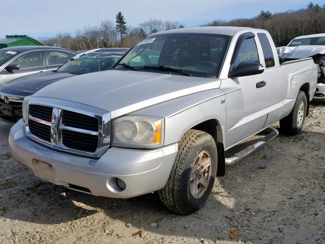 1D7HW42K77S181433 - 2007 DODGE DAKOTA SLT SILVER photo 2