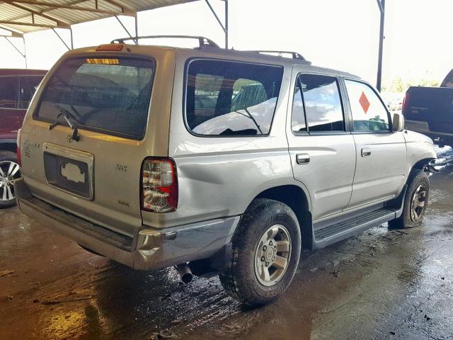 JT3GN86R820247505 - 2002 TOYOTA 4RUNNER SR SILVER photo 4