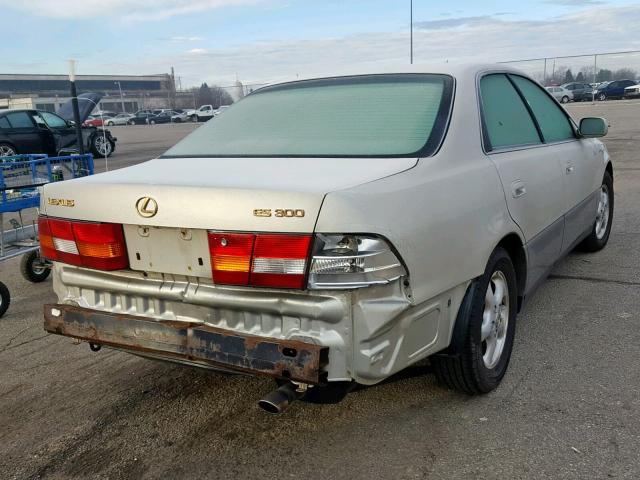 JT8BF28G1X0213858 - 1999 LEXUS ES 300 BEIGE photo 4