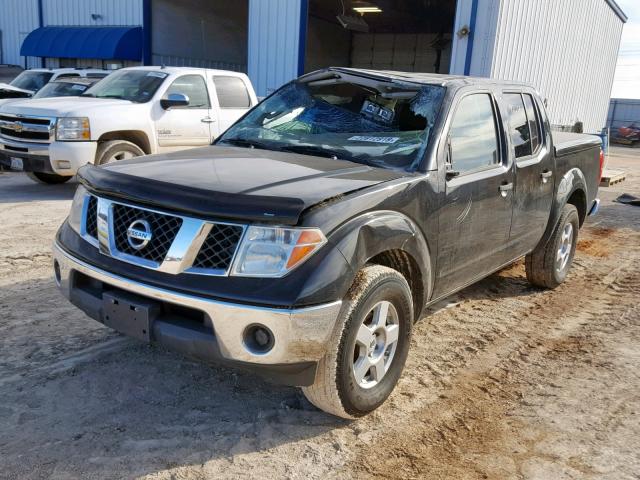 1N6AD07U68C419818 - 2008 NISSAN FRONTIER C BLACK photo 2