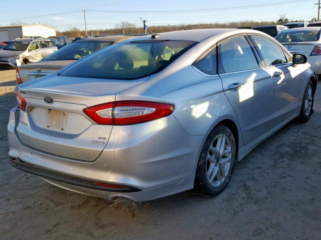 3FA6P0HD0GR151840 - 2016 FORD FUSION SE SILVER photo 4