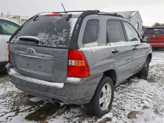 KNDJF724377381324 - 2007 KIA SPORTAGE L GRAY photo 4