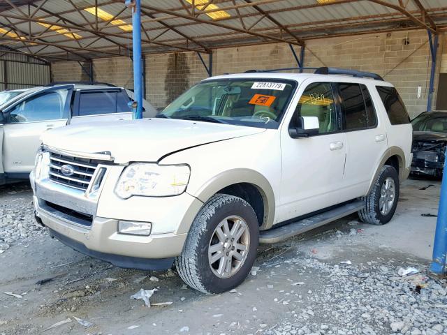 1FMEU7EE2AUA19016 - 2010 FORD EXPLORER E WHITE photo 2