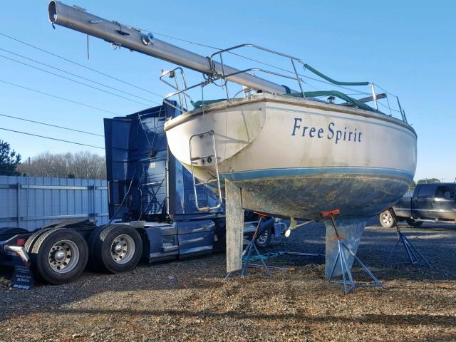 CTYN3130M83G - 1983 CCHM BOAT TWO TONE photo 4