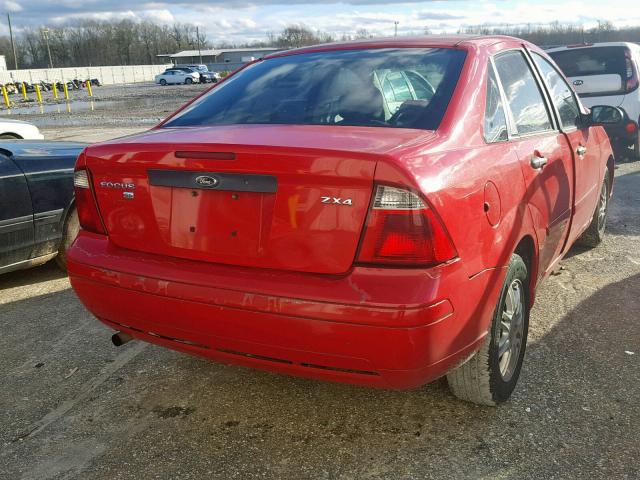 1FAFP34N06W166611 - 2006 FORD FOCUS ZX4 RED photo 4