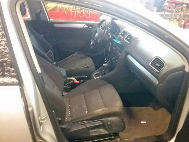 WVWDB7AJ0DW129533 - 2013 VOLKSWAGEN GOLF 银色 照片 5