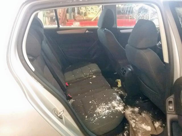 WVWDB7AJ0DW129533 - 2013 VOLKSWAGEN GOLF 银色 照片 6