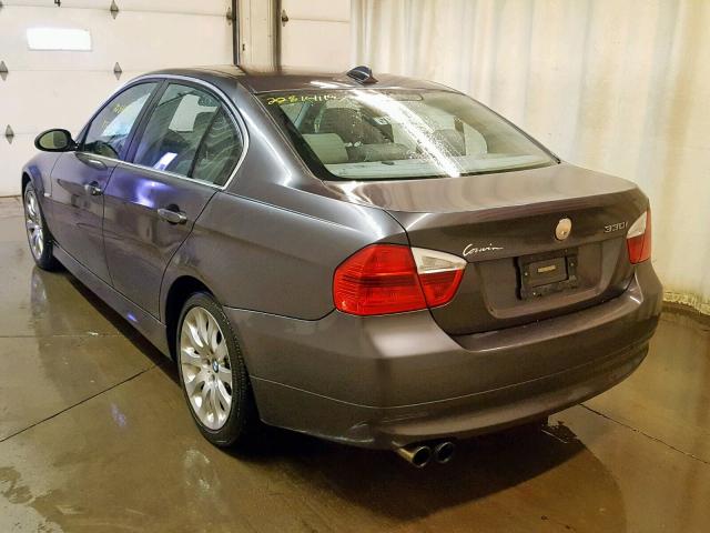 WBAVB33576KS32310 - 2006 BMW 330 I GRAY photo 3