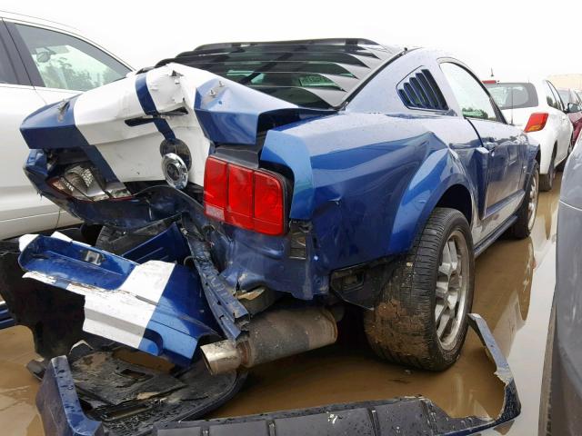 1ZVFT82H475225969 - 2007 FORD MUSTANG GT BLUE photo 4