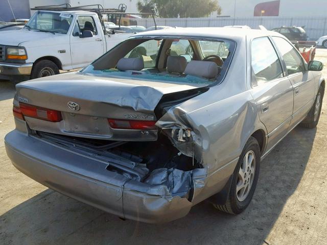 JT2BF28K3X0188623 - 1999 TOYOTA CAMRY LE GRAY photo 4