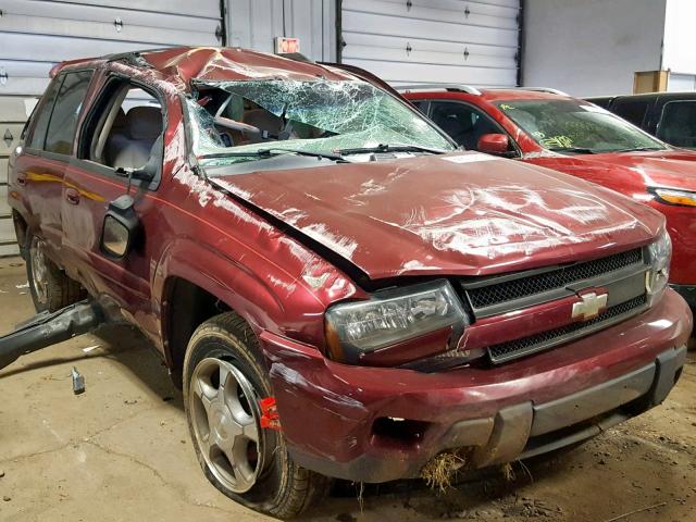 1GNDT13S752209122 - 2005 CHEVROLET TRAILBLAZE BURGUNDY photo 1