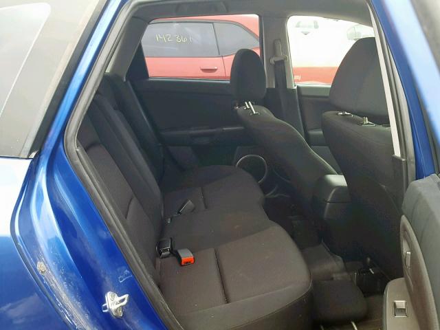 JM1BK344281812441 - 2008 MAZDA 3 HATCHBAC BLUE photo 6