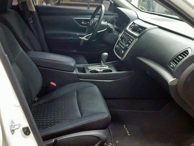1N4AL3AP6GC245702 - 2016 NISSAN ALTIMA 2.5 WHITE photo 5
