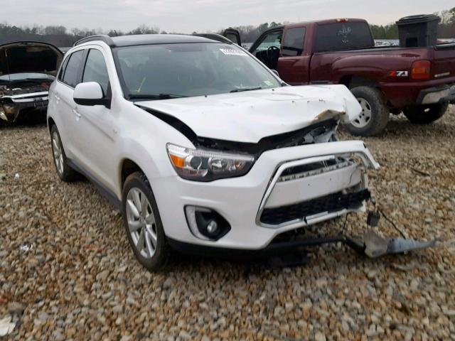 4A4AR4AU4FE047765 - 2015 MITSUBISHI OUTLANDER WHITE photo 1