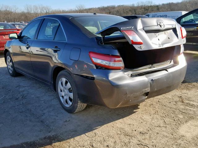 4T4BF3EK1AR031787 - 2010 TOYOTA CAMRY BASE GRAY photo 3