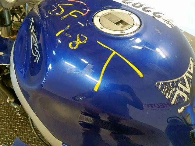 SMT600FM7YJ102374 - 2000 TRIUMPH MOTORCYCLE SPRINT ST BLUE photo 18