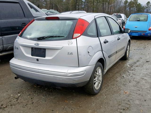 3FAFP37Z73R149804 - 2003 FORD FOCUS ZX5 GRAY photo 4