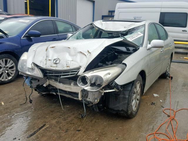 JTHBA30G245052600 - 2004 LEXUS ES 330 SILVER photo 2