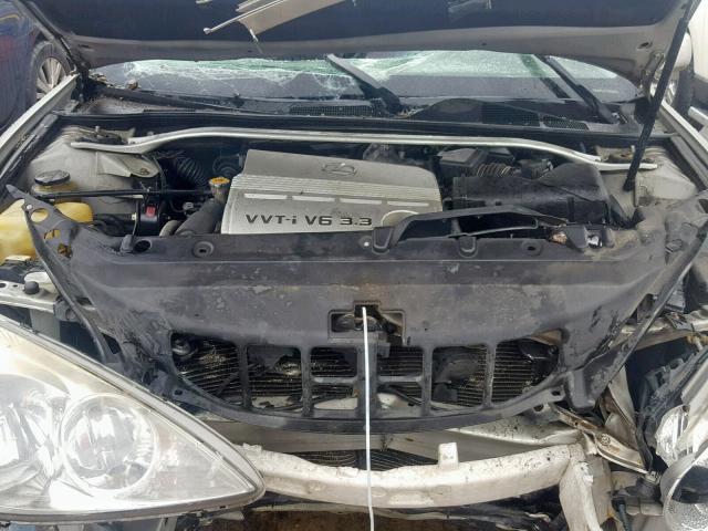 JTHBA30G245052600 - 2004 LEXUS ES 330 SILVER photo 7