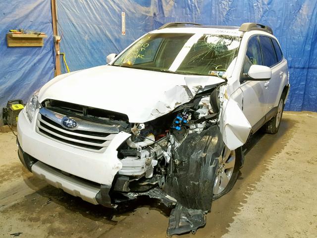 4S4BRDKC8C2277836 - 2012 SUBARU OUTBACK 3. WHITE photo 2