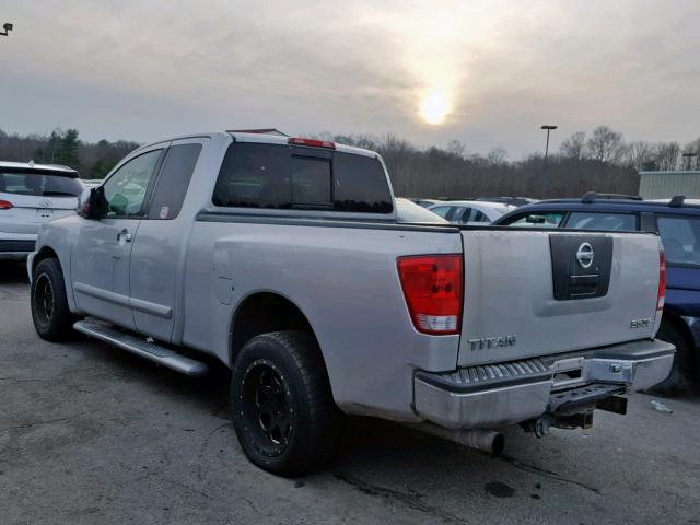 1N6AA06A64N555008 - 2004 NISSAN TITAN XE SILVER photo 3