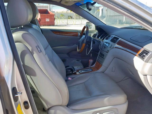 JTHBA30G755089661 - 2005 LEXUS ES 330 SILVER photo 5