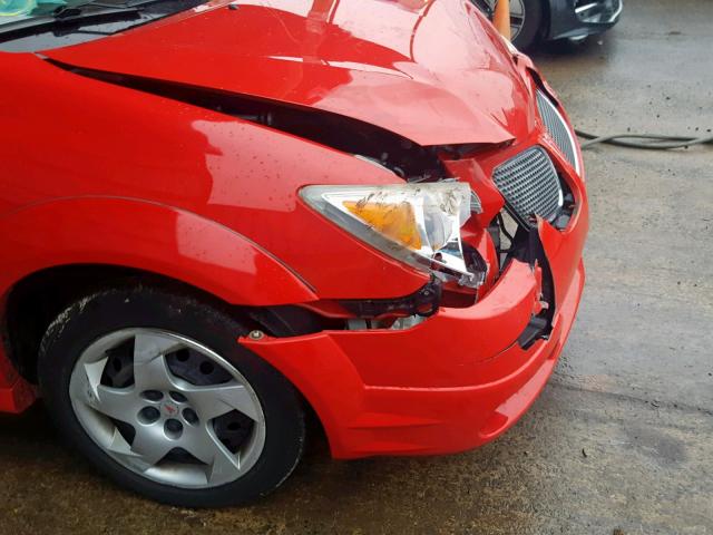 5Y2SM65826Z451627 - 2006 PONTIAC VIBE RED photo 9