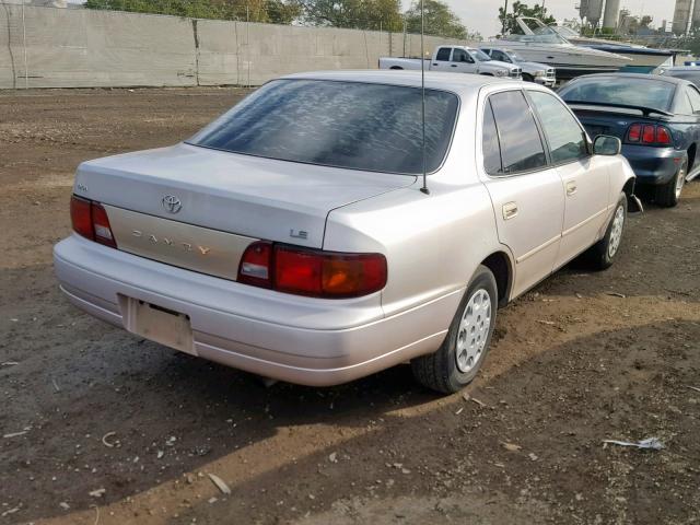 4T1BG12K3TU743978 - 1996 TOYOTA CAMRY DX TAN photo 4