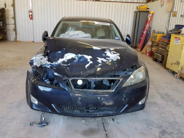 JTHBE262985017598 - 2008 LEXUS IS 350 BLUE photo 9