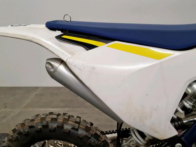 VBKUXA23XKM062607 - 2019 HUSQVARNA TC 65 WHITE photo 15