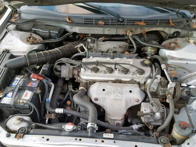 1HGCF86612A152535 - 2002 HONDA ACCORD VAL SILVER photo 7