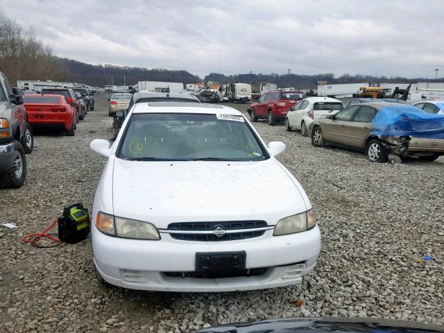 1N4DL01D3WC189945 - 1998 NISSAN ALTIMA XE WHITE photo 9