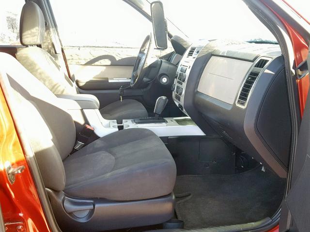 4M2CN8BG9AKJ28650 - 2010 MERCURY MARINER MAROON photo 5