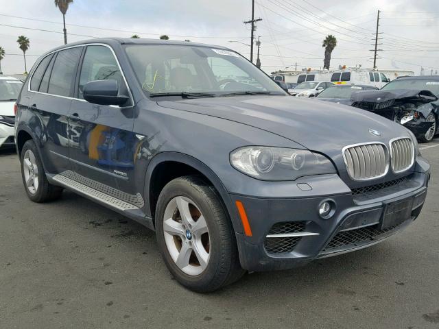 5UXZV8C54BL418561 - 2011 BMW X5 XDRIVE5 GRAY photo 1
