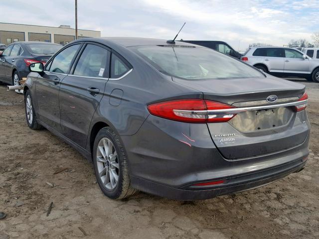 3FA6P0H74HR237115 - 2017 FORD FUSION SE GRAY photo 3