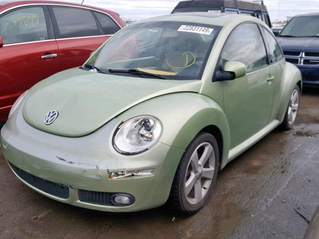 3VWSG31CX6M414775 - 2006 VOLKSWAGEN NEW BEETLE Yaşıl foto 2