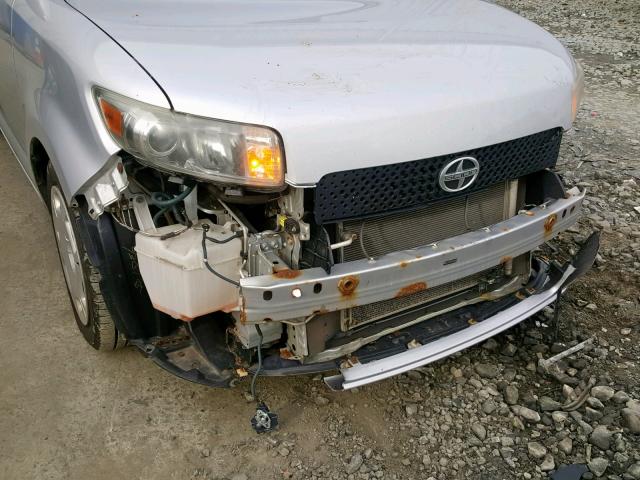 JTLKE50E581028650 - 2008 TOYOTA SCION SILVER photo 9