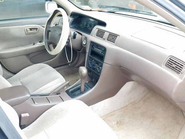 4T1BG22K7XU532925 - 1999 TOYOTA CAMRY CE 白色 照片 5