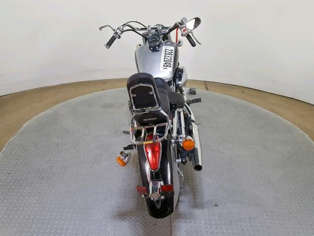 JH2RC50498M401170 - 2008 HONDA VT750 CA SILVER photo 9