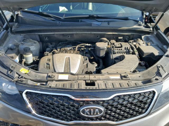 5XYKWDA20CG302384 - 2012 KIA SORENTO SX GRAY photo 7