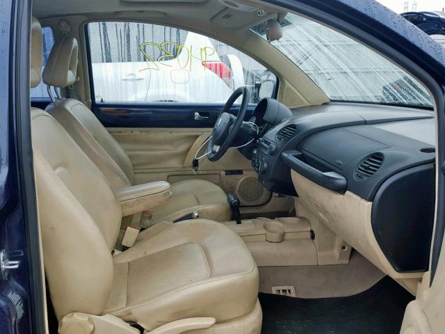 3VWCK21CX1M437057 - 2001 VOLKSWAGEN NEW BEETLE Blau Foto 5