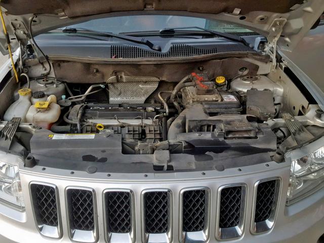 1J4NT1FA3BD159670 - 2011 JEEP COMPASS SP 银色 照片 7