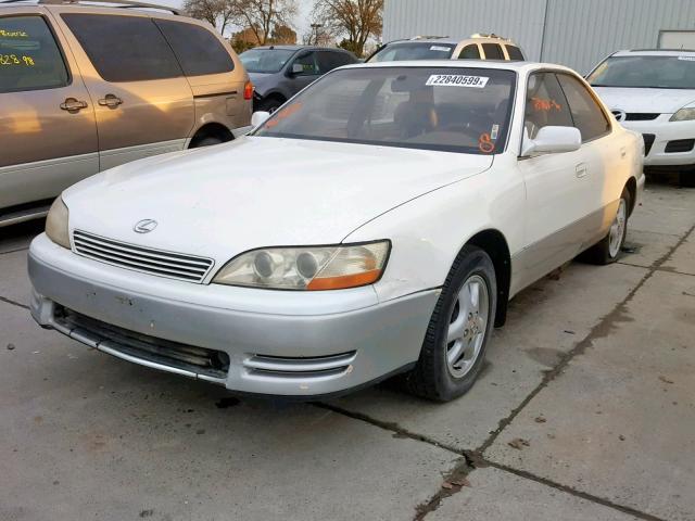 JT8GK13T2R0073418 - 1994 LEXUS ES 300 CREAM photo 2