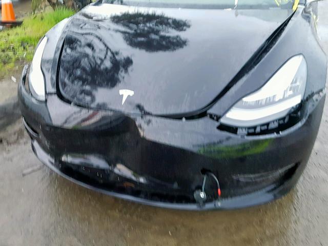 5YJ3E1EA6JF062575 - 2018 TESLA MODEL 3 შავი ფოტო 7