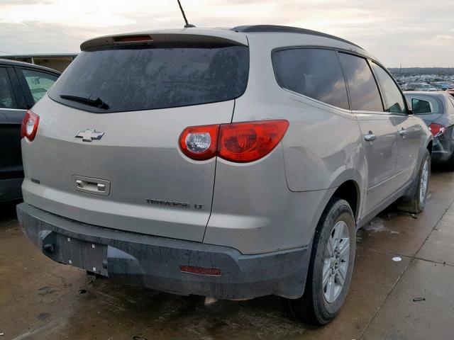 1GNKRJED7CJ232679 - 2012 CHEVROLET TRAVERSE L GOLD photo 4