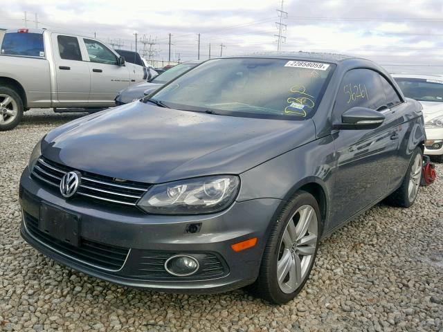 WVWFW8AH3EV003318 - 2014 VOLKSWAGEN EOS LUX 灰色 照片 2