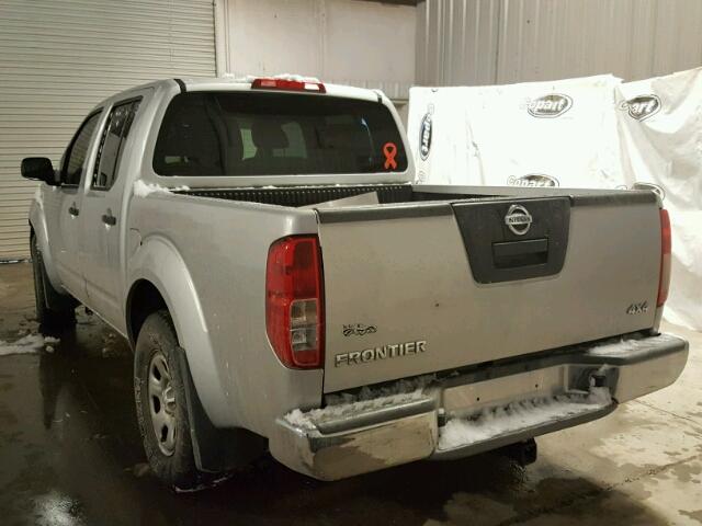 1N6AD0EV6BC405761 - 2011 NISSAN FRONTIER S SILVER photo 3